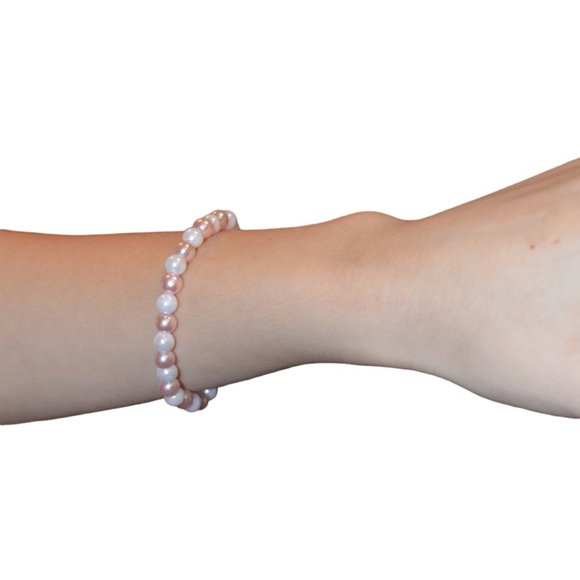 Handmade Pink&White Pearl beads Elastic bracelet - Picture 1 of 4